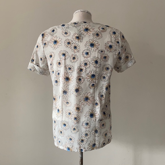 sunflower top - Picture 3 of 3